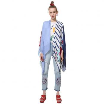 Desigual Poncho Adelaida Mujer Blanco Bufanda, Color blanco