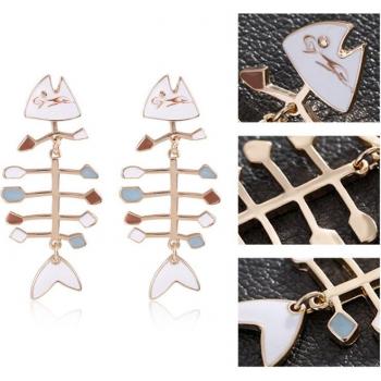 Aretes en forma de pez para mujer y niña, pendientes colgantes de metal coloridos, estilo moderno H8WF