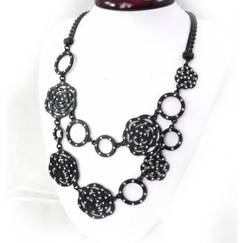 Collar Artístico 'Camélia' Negro