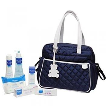 MUSTELA PRIMI VIAGGI, COMODA TRACOLLA CON FASCIATOIO PIEGHEVOLE E SET CON PRODOTTI PER IL CAMBIO