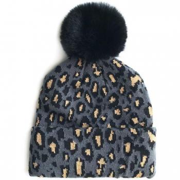 Capuche voyage hiver avec imprimé léopard
