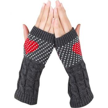 Stylish Warm Arm Warmers with Heart Design