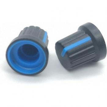 Moleteado potenciómetro 10U 15 mm × 15 mm, eje 6 mm, botón con agujero