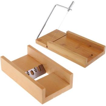 Seifen Cutter und Beveler aus Kiefernholz