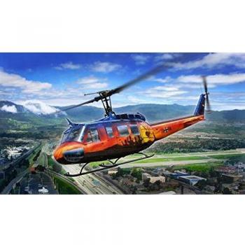 Kit di montaggio Elicottero Bell UH-1D Goodbye Huey 1:32