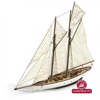 Réplique détaillée du Bateau Altaïr à l'échelle 1:67
