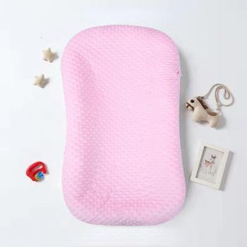 Bionic Uterine Portable Folding Crib for Newborns: Anti-pressure and Anti startle Design with Bedding Accessory Kit