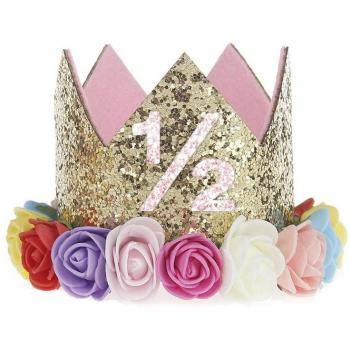 Gorra de Cumpleaños para Niños con Corona Floral y Detalles Dorados