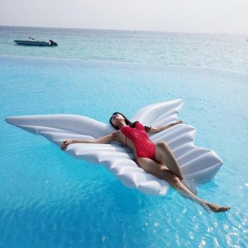 Lit de piscine gonflable