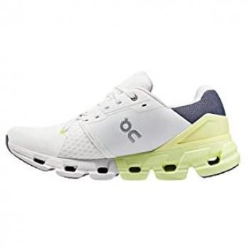 OnCloudflyer 4 Damen white | hay