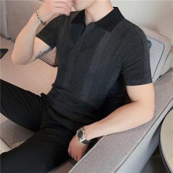 Polo informal ajustado para negocios sociales