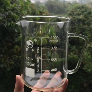 Glass Beaker with Handle