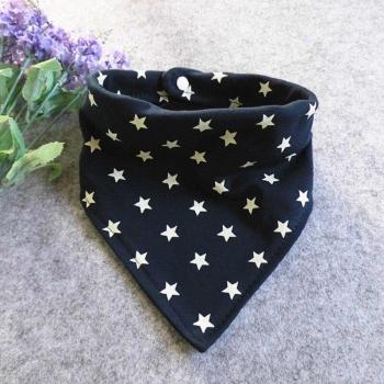 Triángulo de Estrellas: Babero Baby Seguro y Resistente