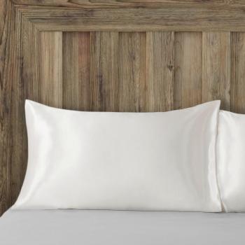 Bedsure Premium Satin Pillow Cover Set