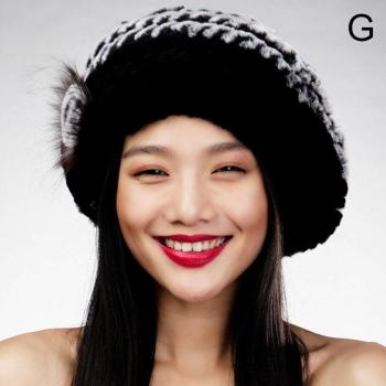 Comfortable Faux Fur Knit Beret for Women