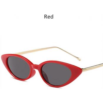 YOOSKE Women’s Small Cat Eye Sunglasses