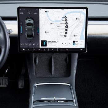 Adaptateur Baseus T-space USB-C vers Lightning pour véhicules Tesla