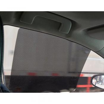 Película trasera para ventanas de coche