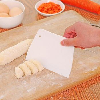 Accesorio de Cocina: Cuchillo para Masa