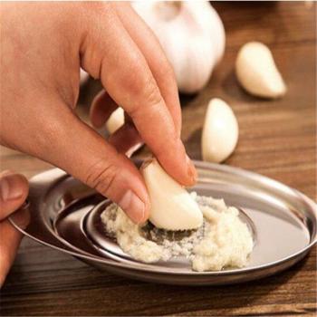 Knoblauch und Ingwer Schleifer