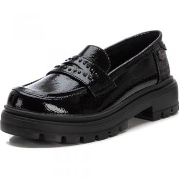 Mocasines de charol para niña con suela flexible