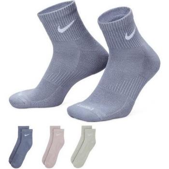 Nike Sportswear Everyday Plus Gepolsterte Socken 3er Set in Mehrfarbig