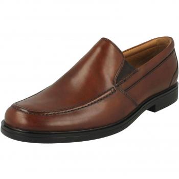 Clarks Aldric klassiek bruine sportschoenen