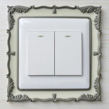 Protection lumineuse pour interrupteur décoratif