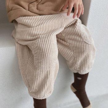Pantalon en velours côtelé pour enfant