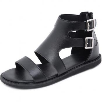 Elegante Flache Sandalen im Römischen Stil
