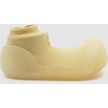 Patucos de bebés Attipas tejido nylon amarillo con detalle bordado