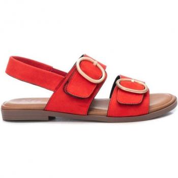 XTI Sandalias rojas con hebillas contemporáneas para mujer