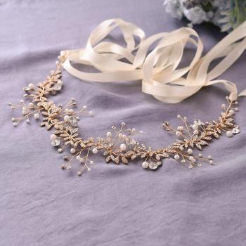Lavish Golden Bridal Belt – Flower & Rhinestone Accents