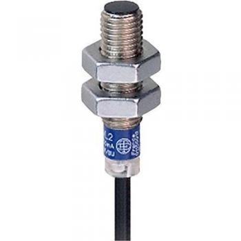 Capteur inductif M8 25MM NC PNP Telemecanique XS608B1PBL2