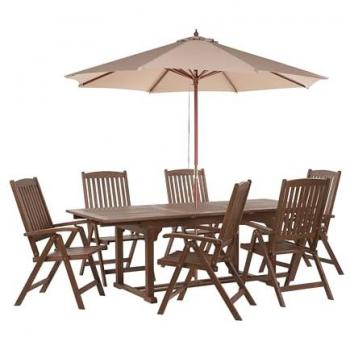 Set da giardino rustico 6 posti con tavolo allungabile, sedie reclinabili in legno di acacia scura e ombrellone sabbia Amantea