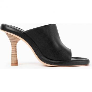 Midnight Paloma Barcelo Beach Shoes