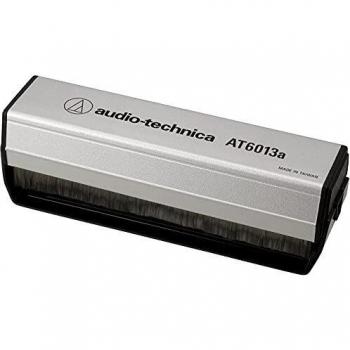 Brosse de nettoyage Audio Technica AT6013A en argent/noir