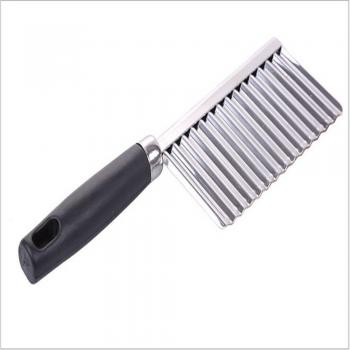 Wavy Edge Vegetable Peeler
