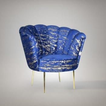 Sillón Orel Tapizado en Terciopelo Azul con Acabados Dorados