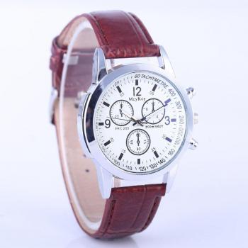Men's Analog Quartz Sports Watch with Leather Strap #0924