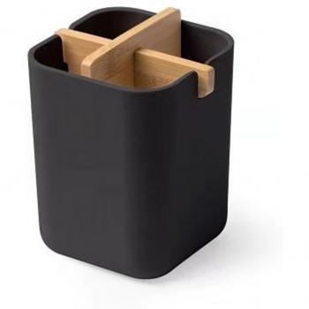 Bamboo Bristle Hub