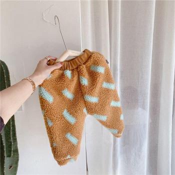 Pantalones de terciopelo para niño