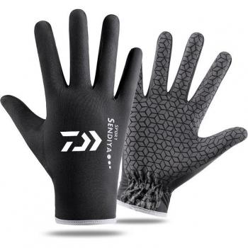 Daiwa Men's Cycling Fishing Gloves with Ice Silk Material