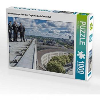 CALVENDO Puzzle Schornsteinfeger über dem Flughafen Berlin Tempelhof