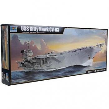 Kit Modello USS Kitty Hawk CV-63 Trumpeter