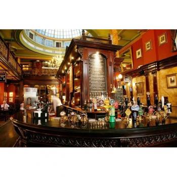 Papermoon „Bier‑Retro‑Bar‑Cafe“ Fototapete – 5 m × 2,8 m, Vlies, farbenfroh