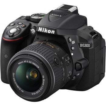 Nikon D5300 SLR-Digitalkamera Kit mit AF-S DX 18-55 VR II