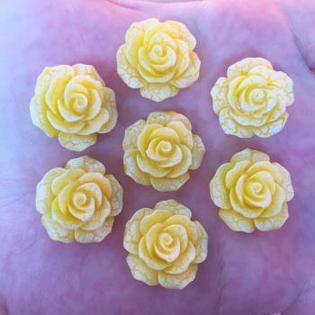Resin Cute Crack Flower Buttons