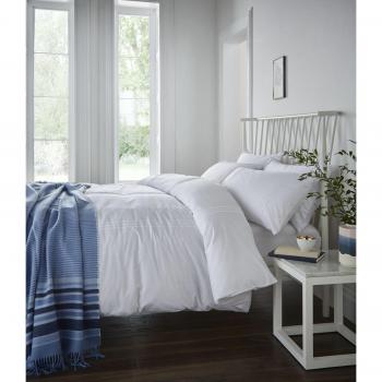 Easy‑Care White Single Duvet Collection from Catherine Lansfield – Minimalist Style
