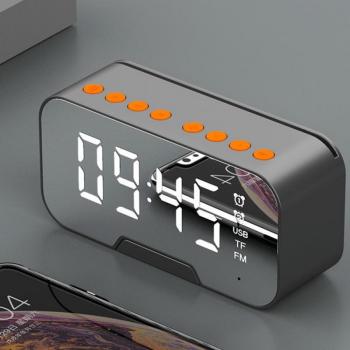 Altavoz HiFi con reloj despertador y subwoofer integrado